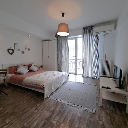 Studio Central Exer Букурещ Екстериор снимка
